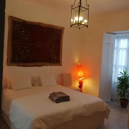 El Patio Apartment *
